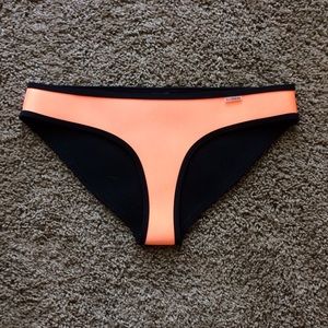 Like New Brakini Neoprene Bikini Bottoms
